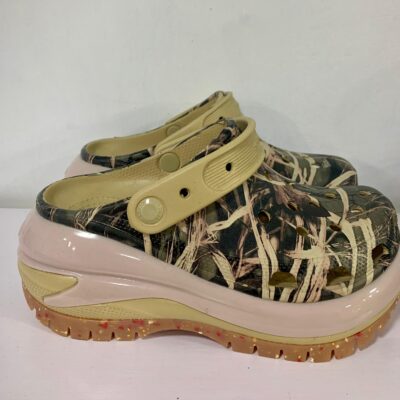 Brown Color Patterned Slides