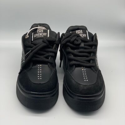 BLACK GIVENCHY SNEAKERS