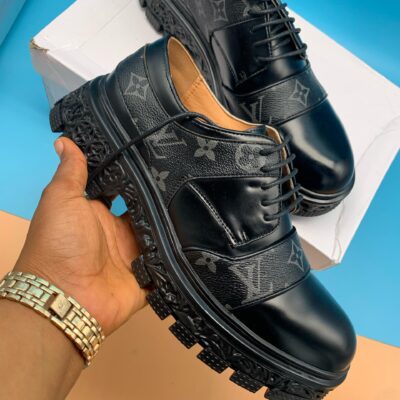 LV  Leather Shoe