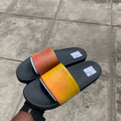 NIKE SLIDE