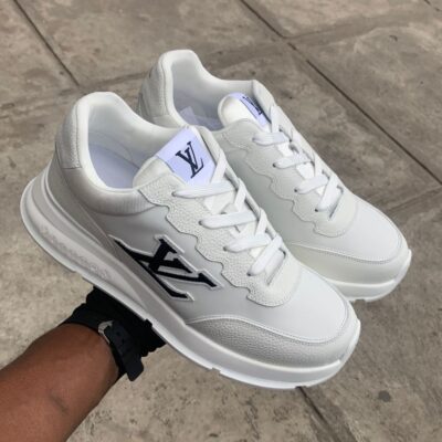 LV sneaker