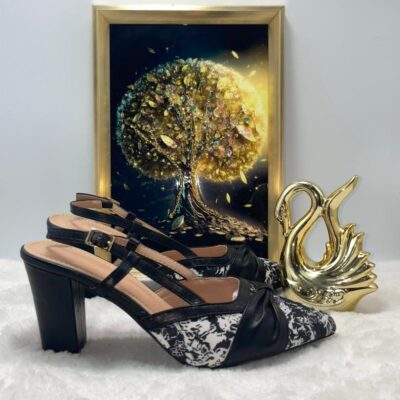 FEMALE HEELS
