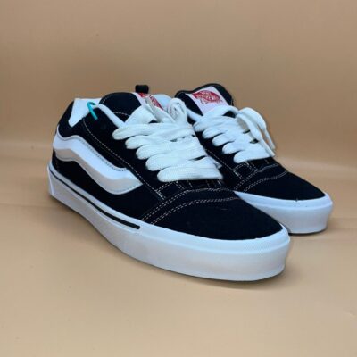 VANS SNEAKERS