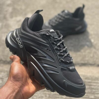 DIOR SNEAKERS