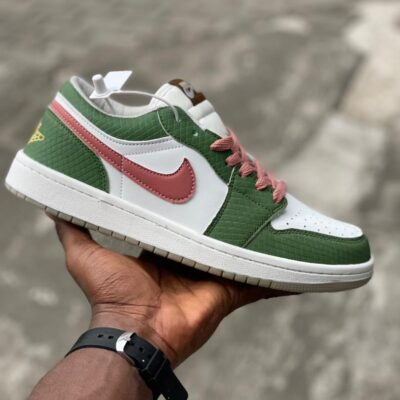 COLORFUL SB NIKE