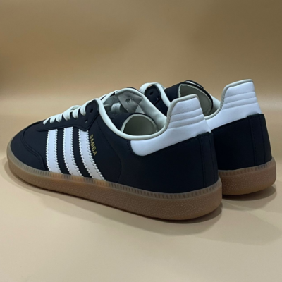 Samba black and white