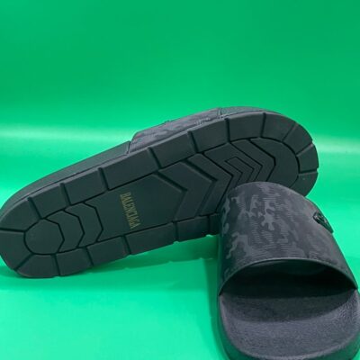 Balenciaga carton slide